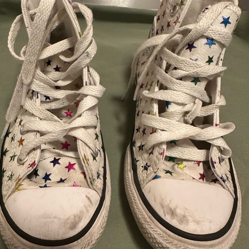 Converse All Star Girls Star High Tops size 13